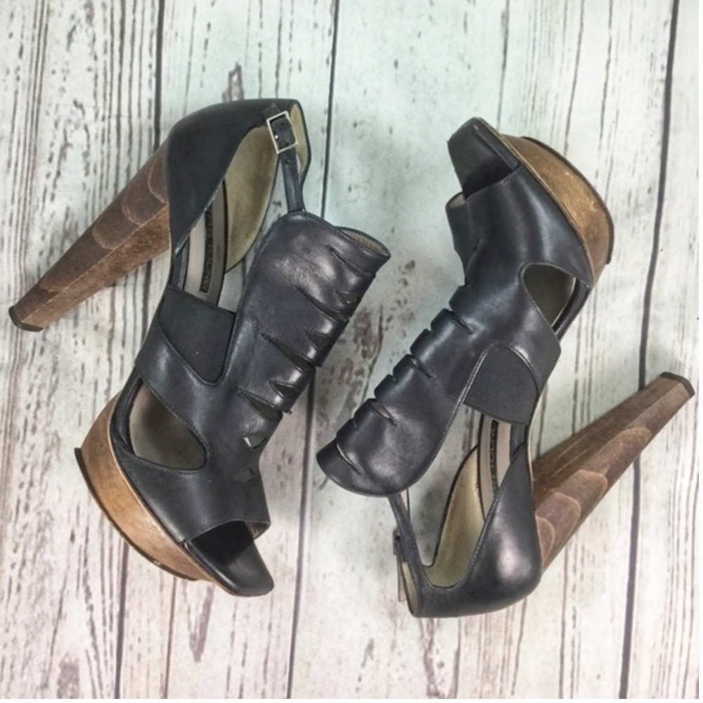 Raphael Young Black Leather Platform Heel 8.5